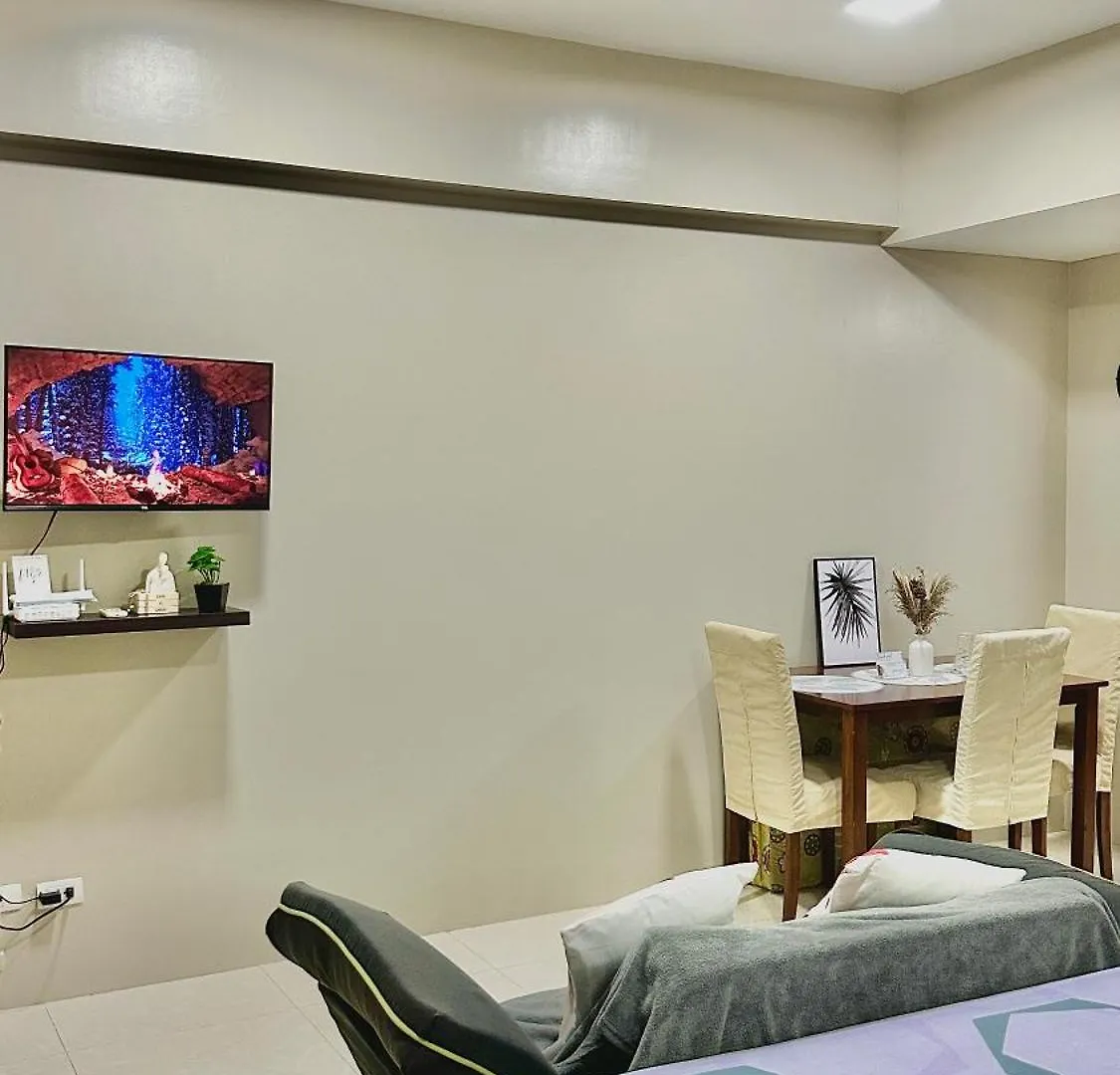 One Palm Tree Villas Across Naia Terminal 3 By IV Jds Aparthotel Manila Philippines