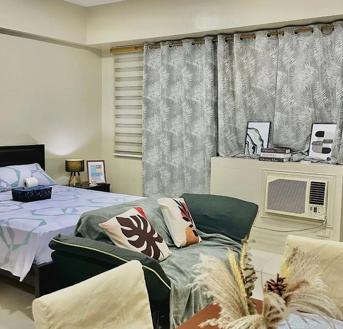 One Palm Tree Villas Across Naia Terminal 3 By IV Jds Aparthotel Manila