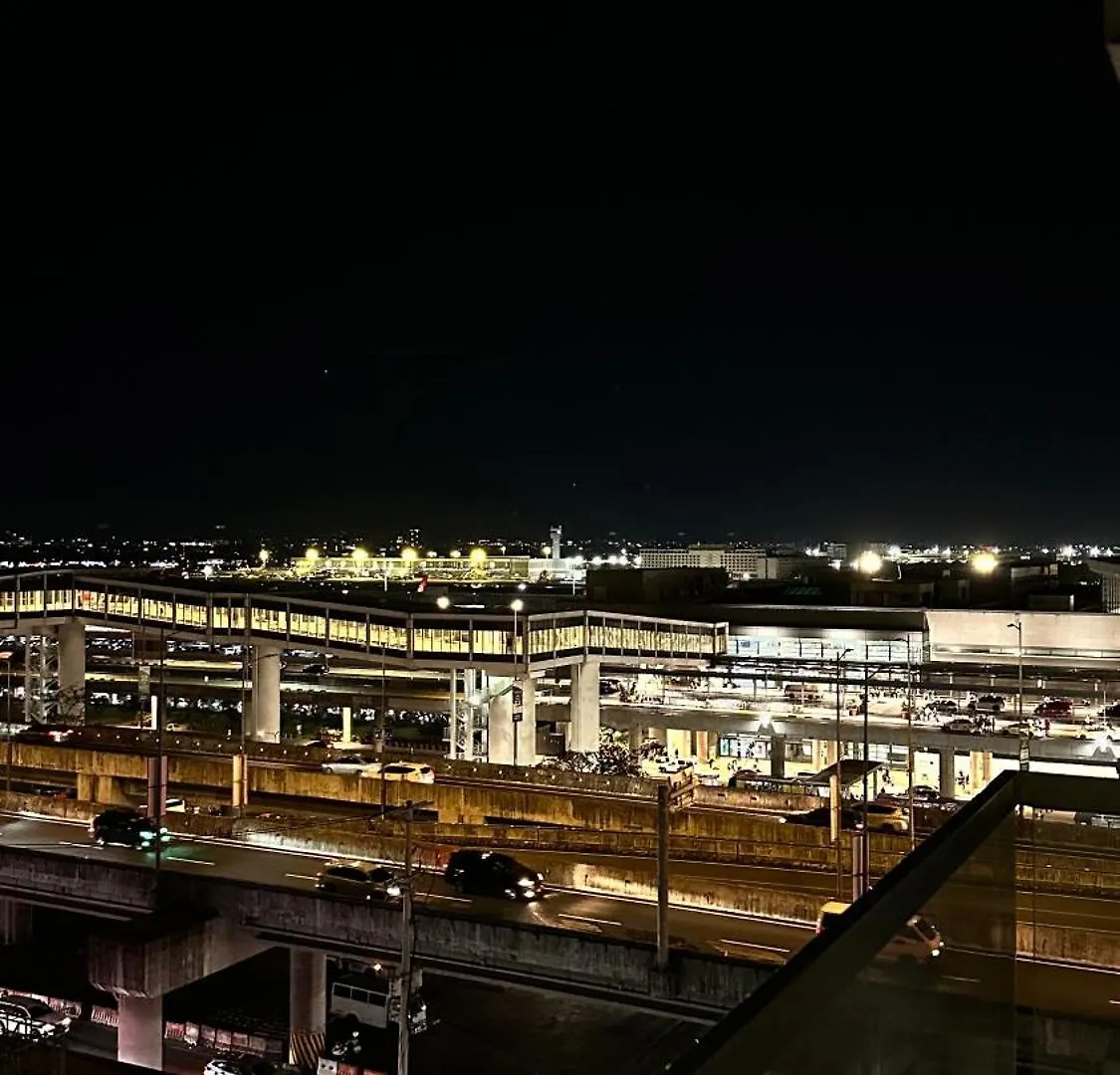 One Palm Tree Villas Across Naia Terminal 3 By IV Jds Aparthotel 마닐라